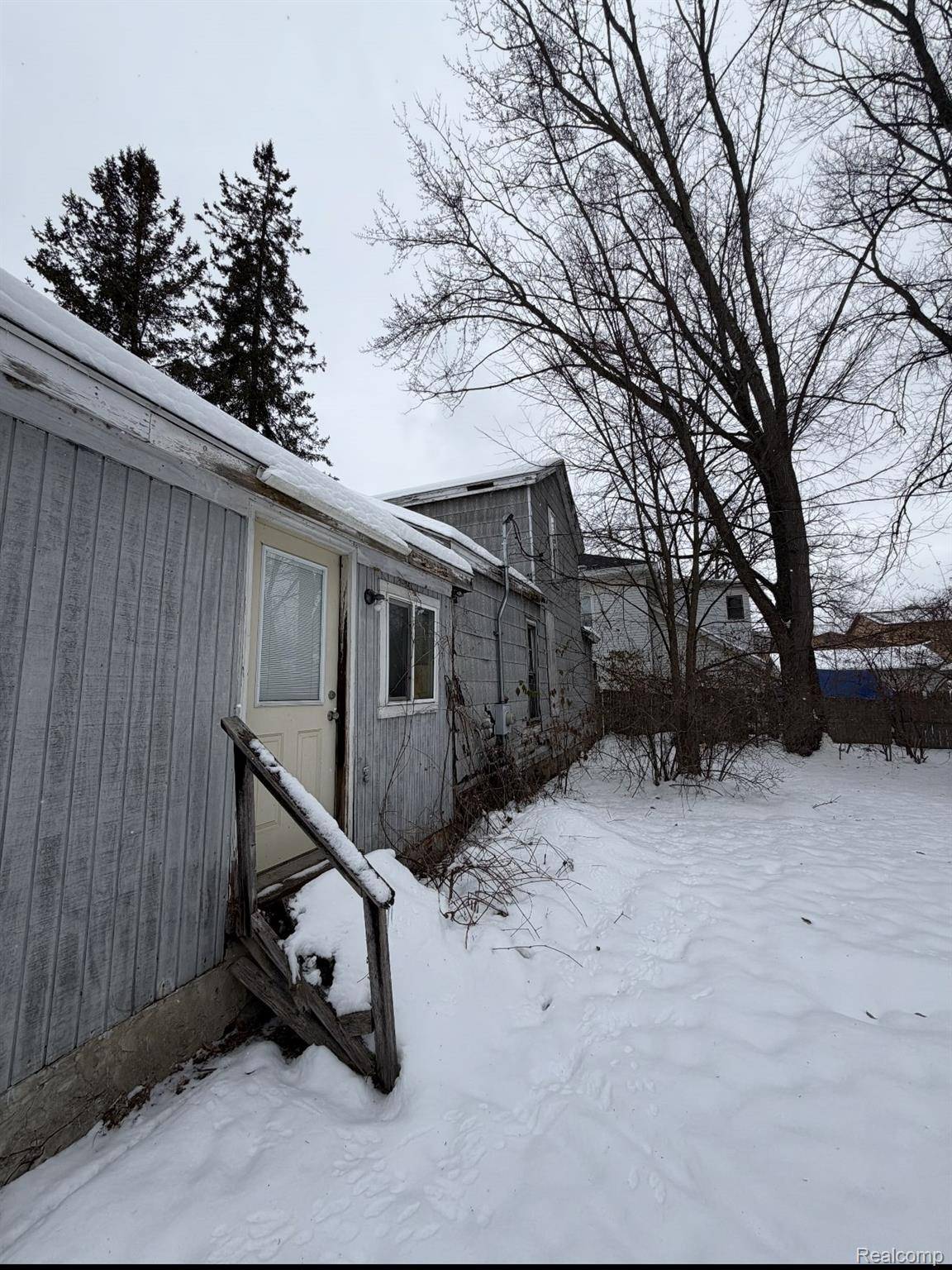 Pinckney, MI 48169,220 Pearl ST