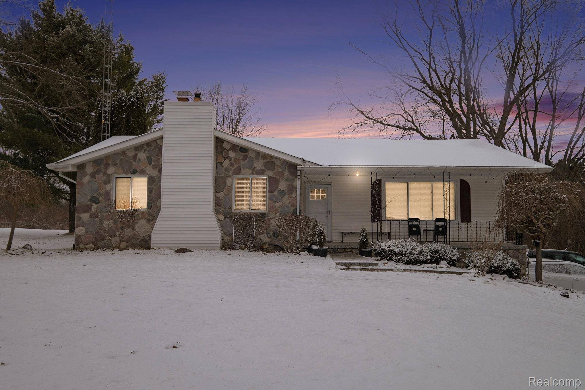 Lapeer, MI 48446,4054 Davison RD