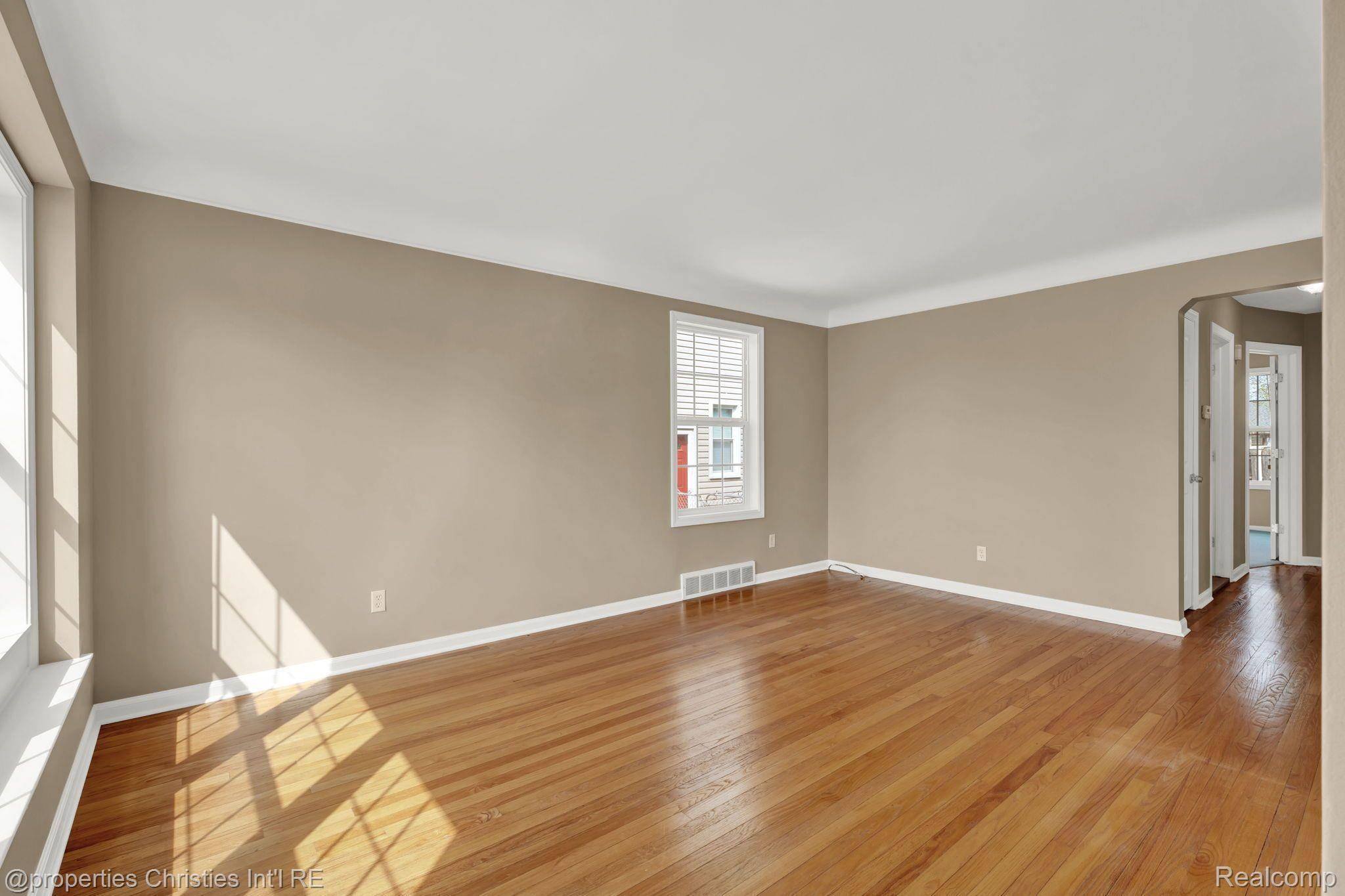 Berkley, MI 48072,1240 W 11 MILE RD