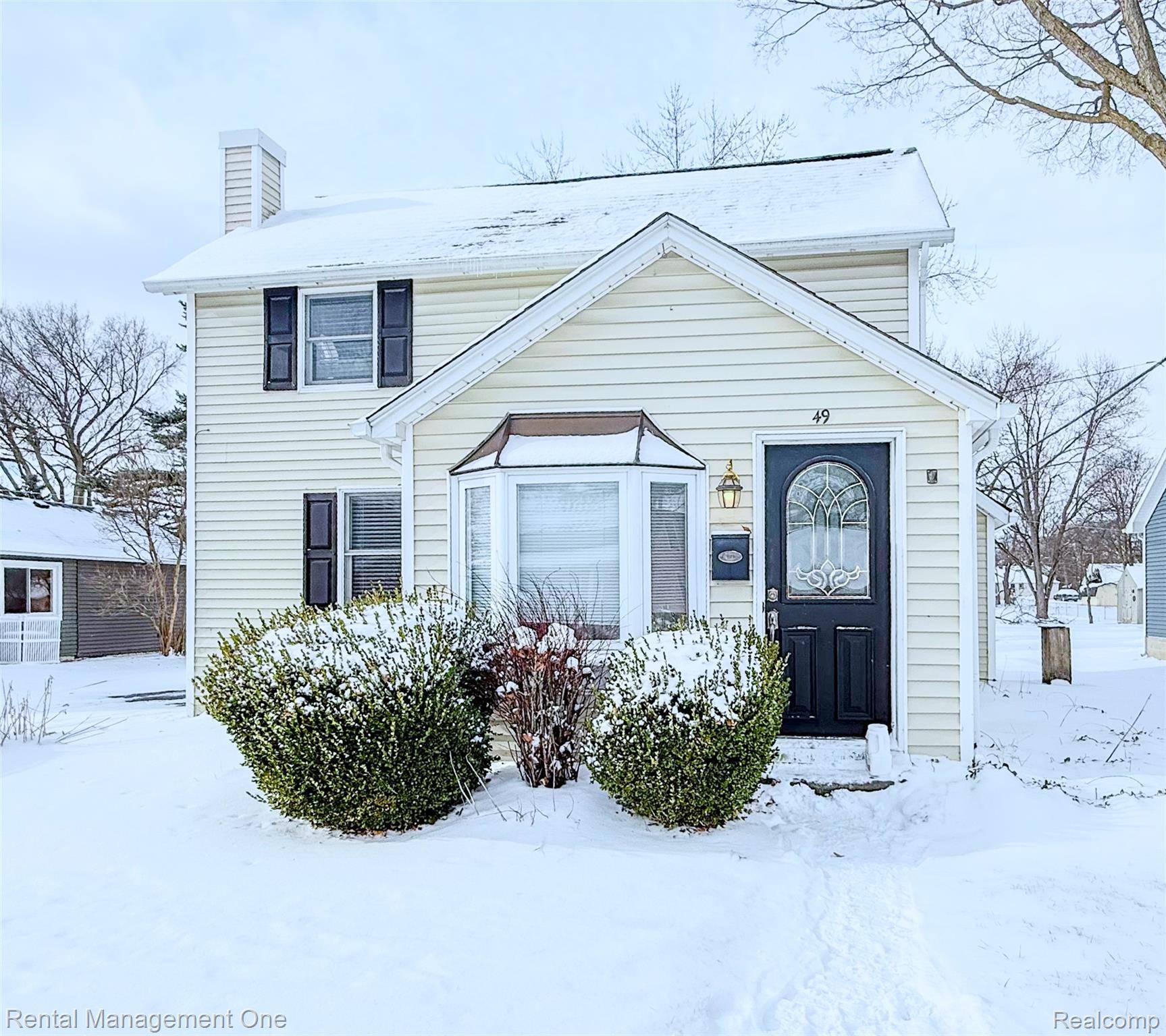 Oxford, MI 48371,49 Hovey ST