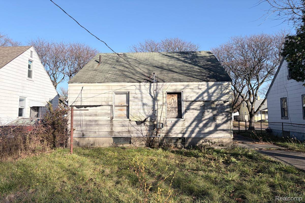 Detroit, MI 48205,20529 Westphalia ST