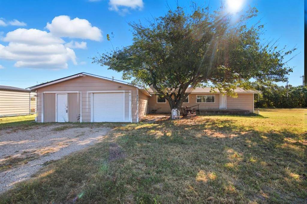 Clyde, TX 79510,413 Charnel Street