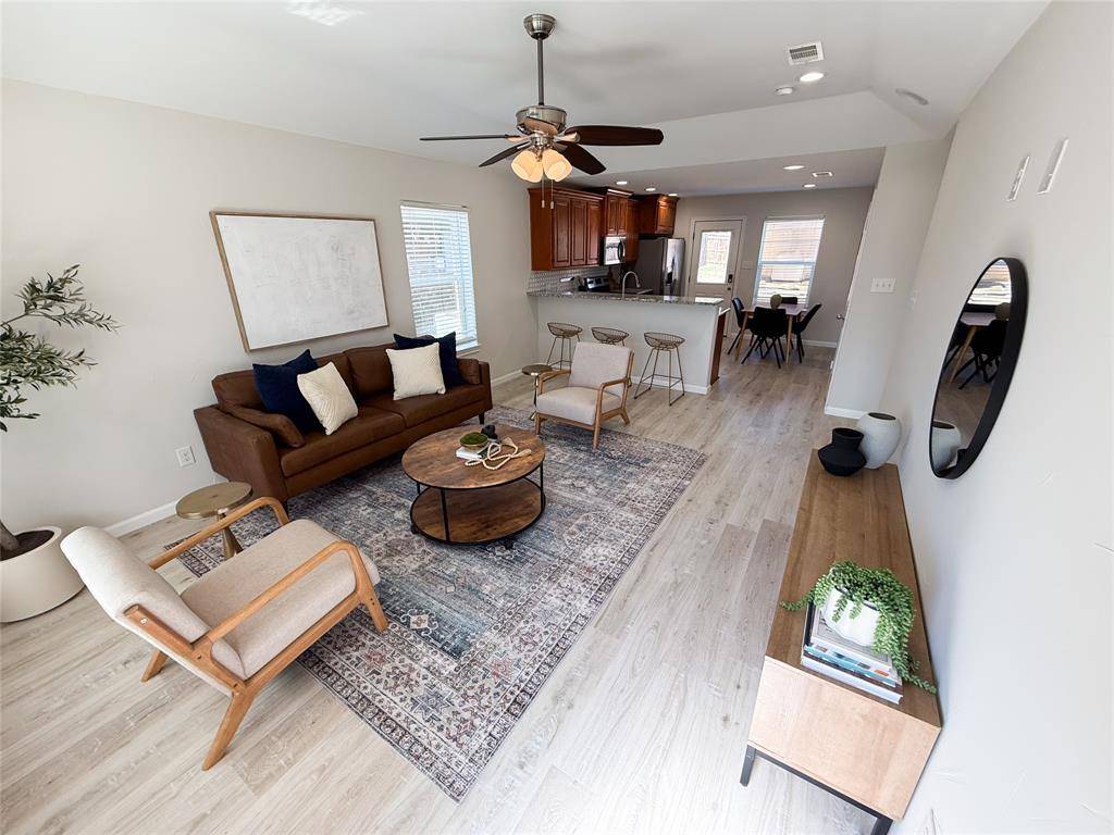 Denison, TX 75020,901 W Munson Street