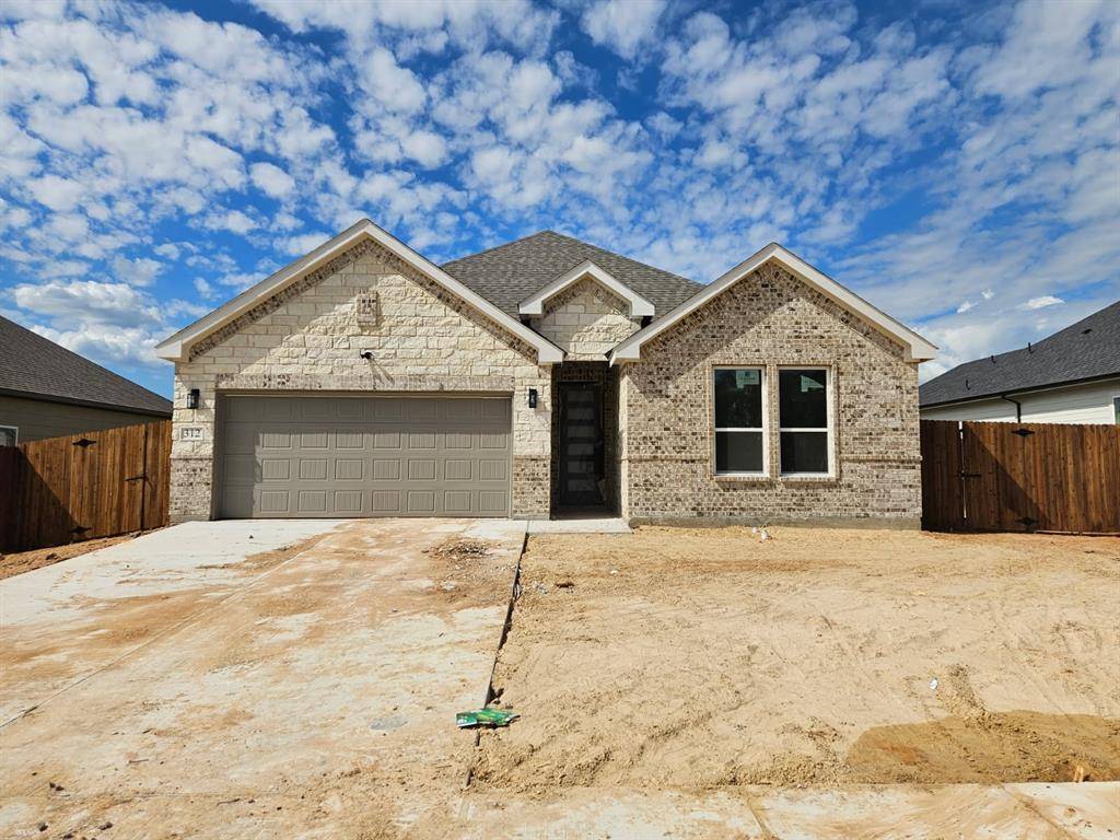 Azle, TX 76020,213 Rosemary Drive