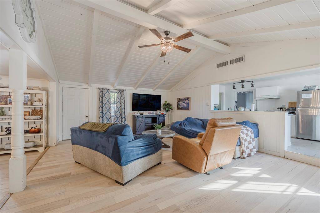 Whitney, TX 76692,207 E Wilson Avenue