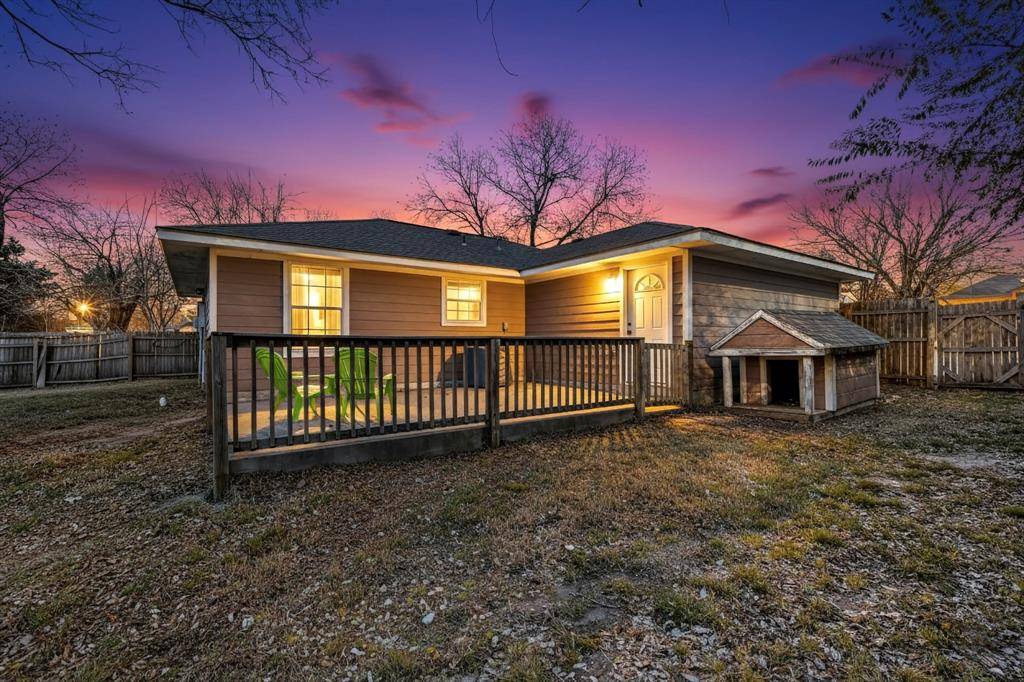 Sherman, TX 75090,604 S Maxey Street