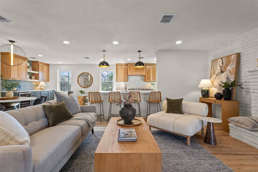 Dallas, TX 75218,10505 Silverock Drive