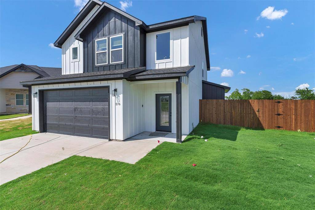 Godley, TX 76044,576 Highview Court