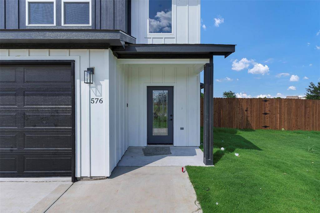 Godley, TX 76044,576 Highview Court