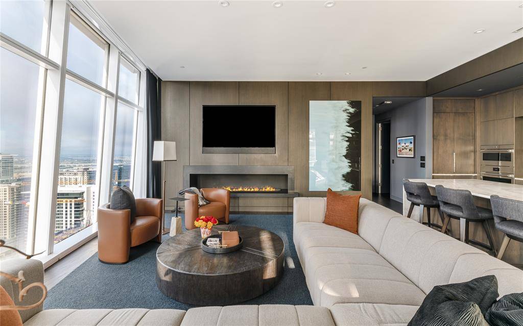 Dallas, TX 75201,1918 Olive Street #3403