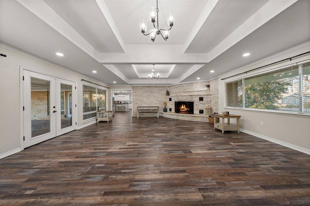 Valley Mills, TX 76689,506 E Avenue G