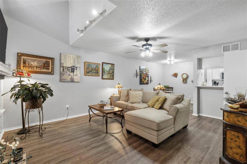 Fort Worth, TX 76107,3201 Donnelly Circle #309