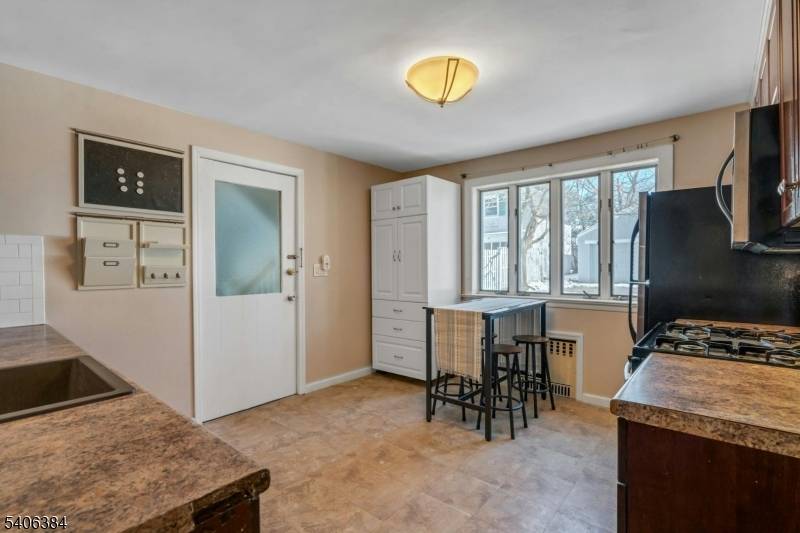 Montclair Twp., NJ 07042,119 S Fullerton Ave