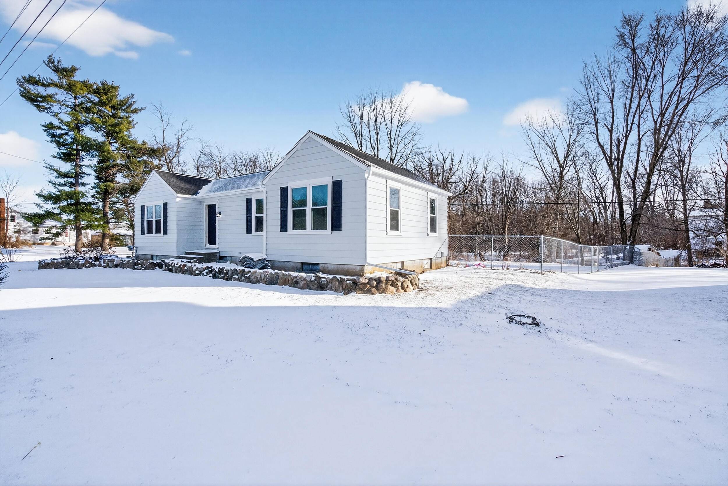 Spring Arbor, MI 49283,329 E Main ST