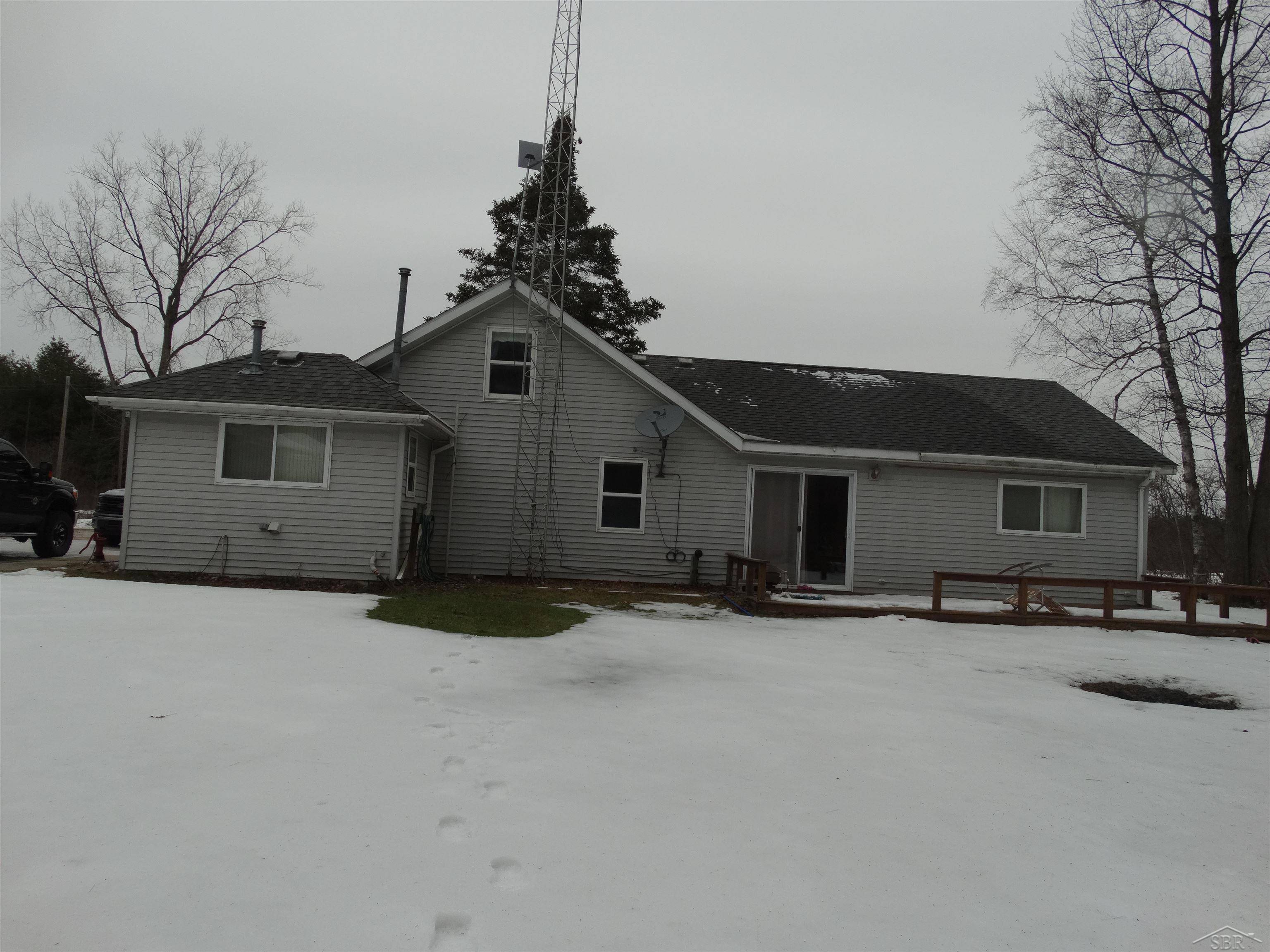 Twining, MI 48766,837 W Jose RD