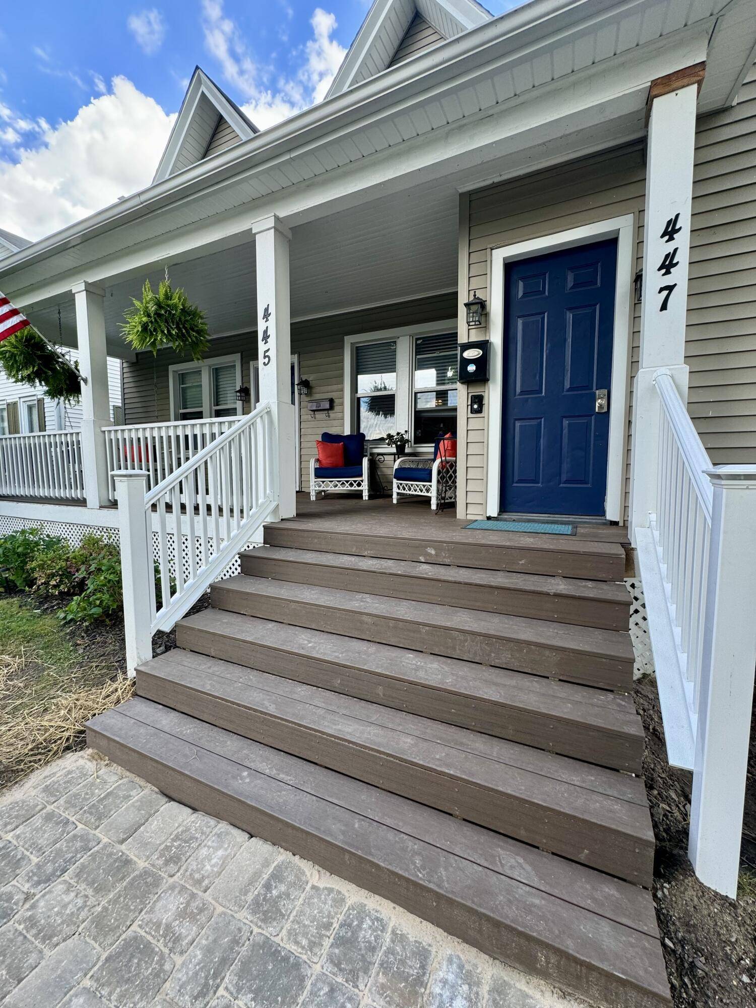 Manistee, MI 49660,447 2nd ST