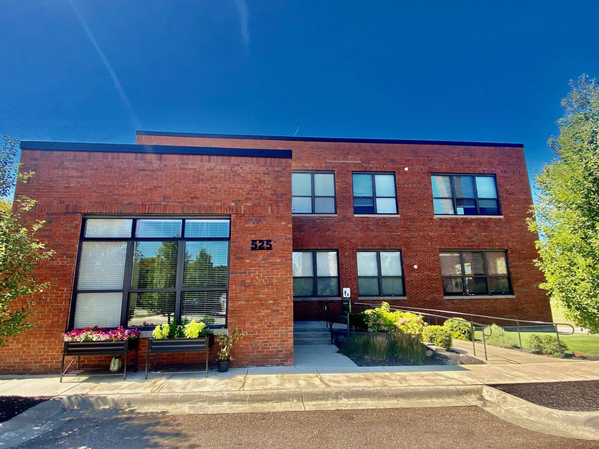 South Haven, MI 49090,525 Superior ST #202