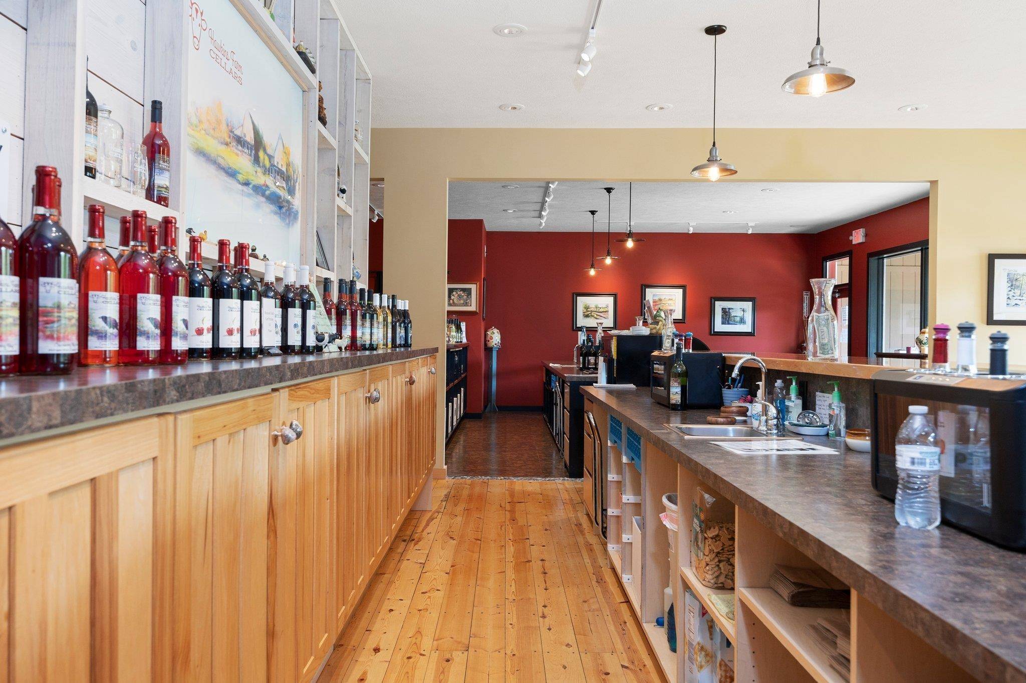 5046 S West Bay SHR, Bingham Twp, MI 49682