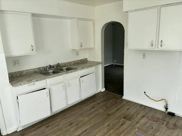 Detroit, MI 48221,20403 Manor ST