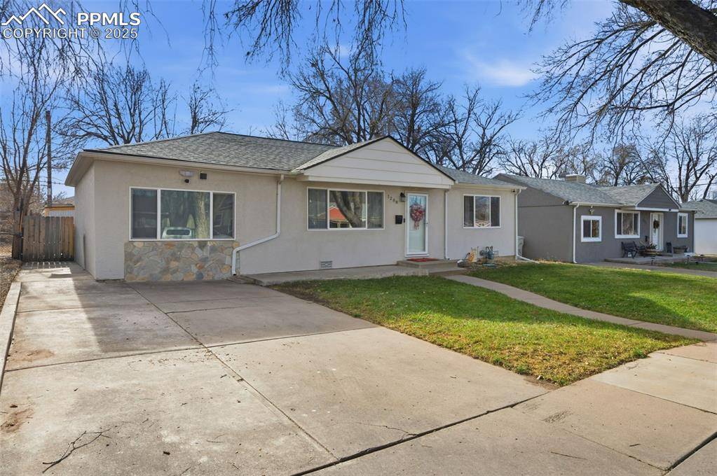 Pueblo, CO 81001,1208 Alexander CIR