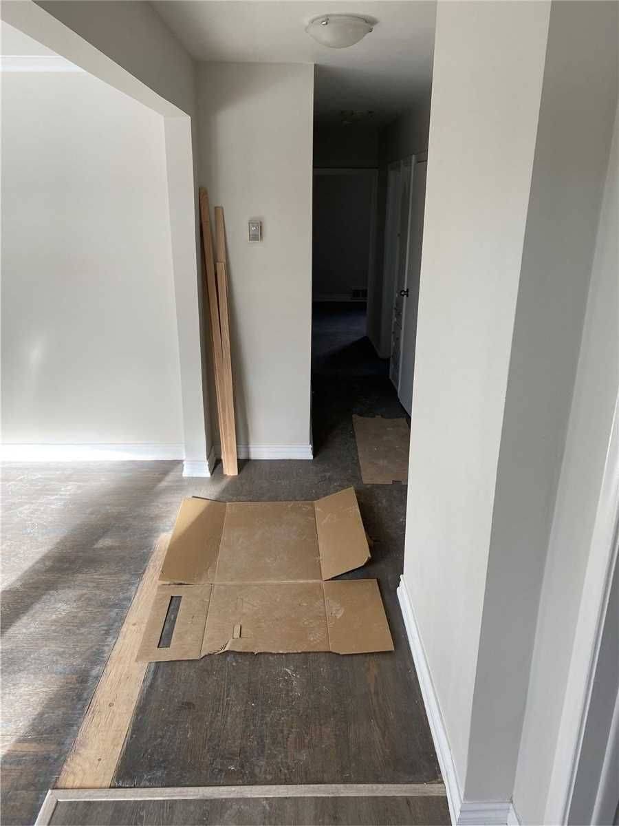 Toronto C06, ON M3H 2E3,110 Clanton Park RD