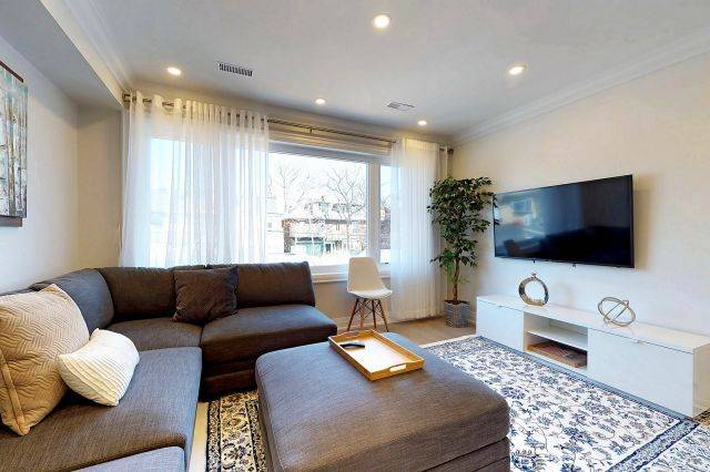 Toronto C01, ON M6J 2T2,41 Beatrice ST #2nd & 3rd Floor