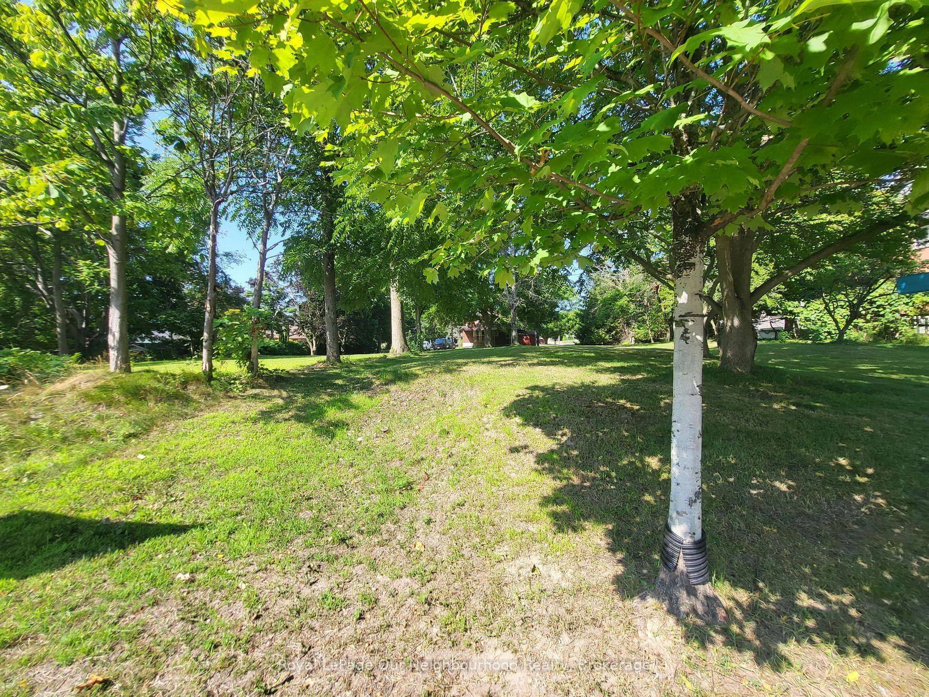 Clarington, ON L1C 2M6,62 Redfern CRES