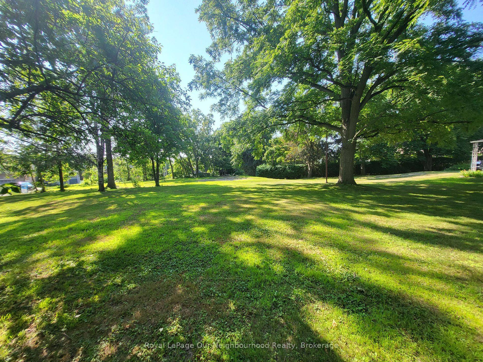 Clarington, ON L1C 2M6,58 Redfern CRES