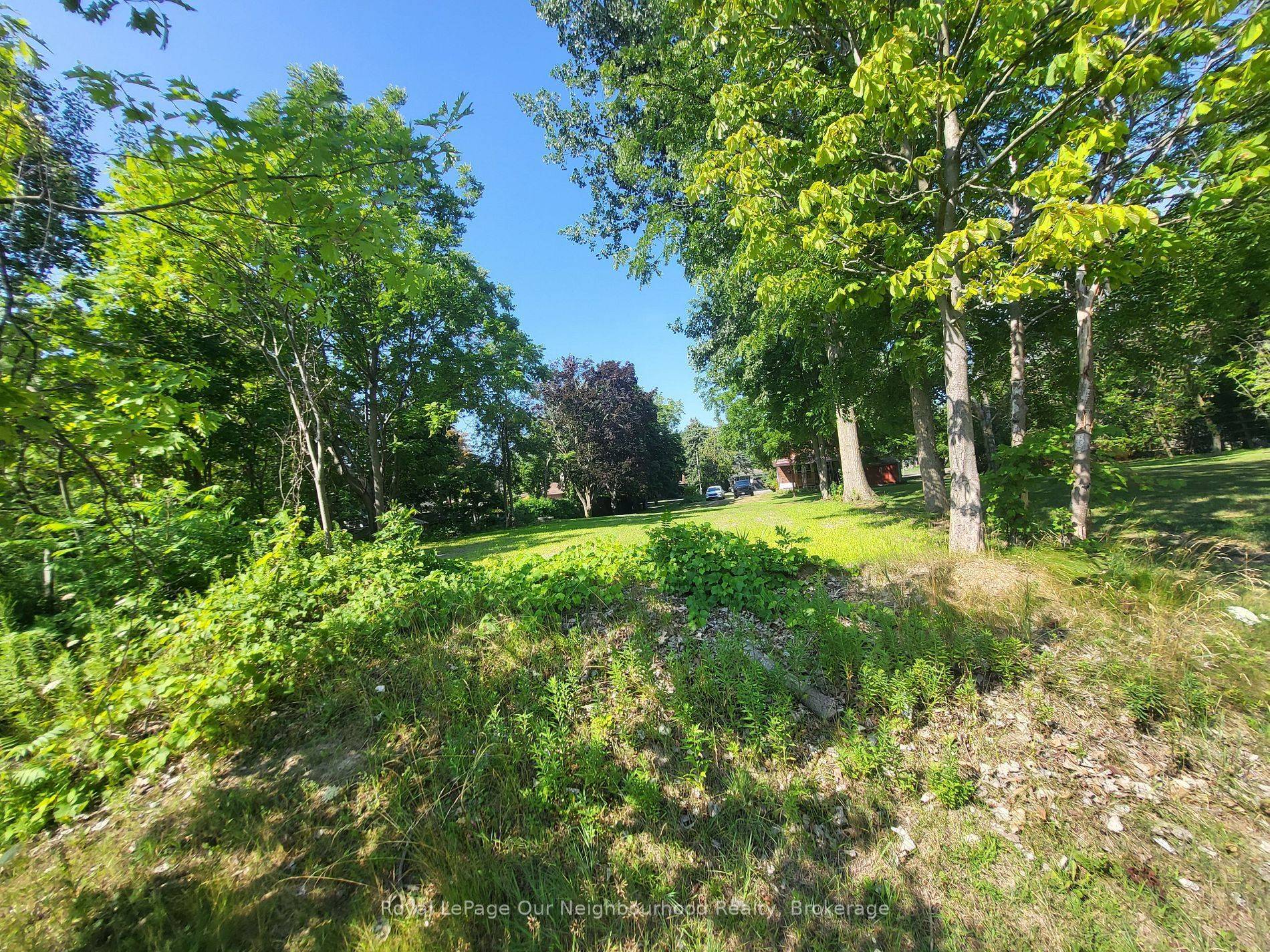 Clarington, ON L1C 2M6,221A Liberty ST N