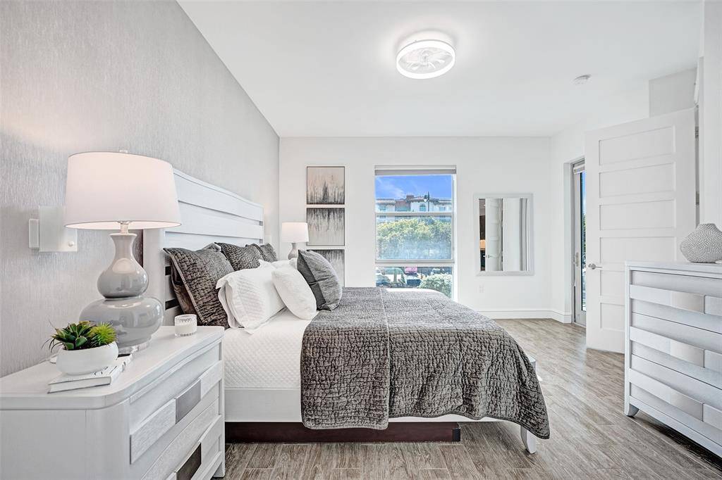 Lauderdale By The Sea, FL 33308,4511 El Mar Dr #203