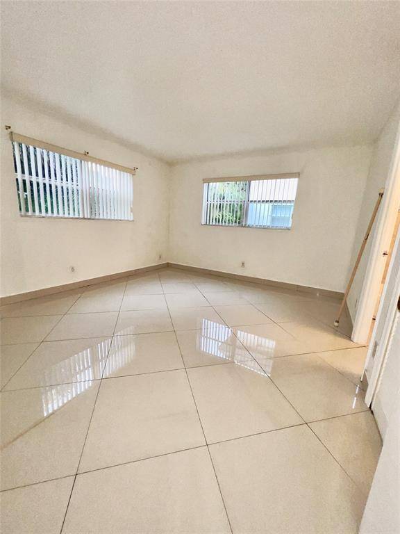 Deerfield Beach, FL 33064,1021 NW 45th Street #4