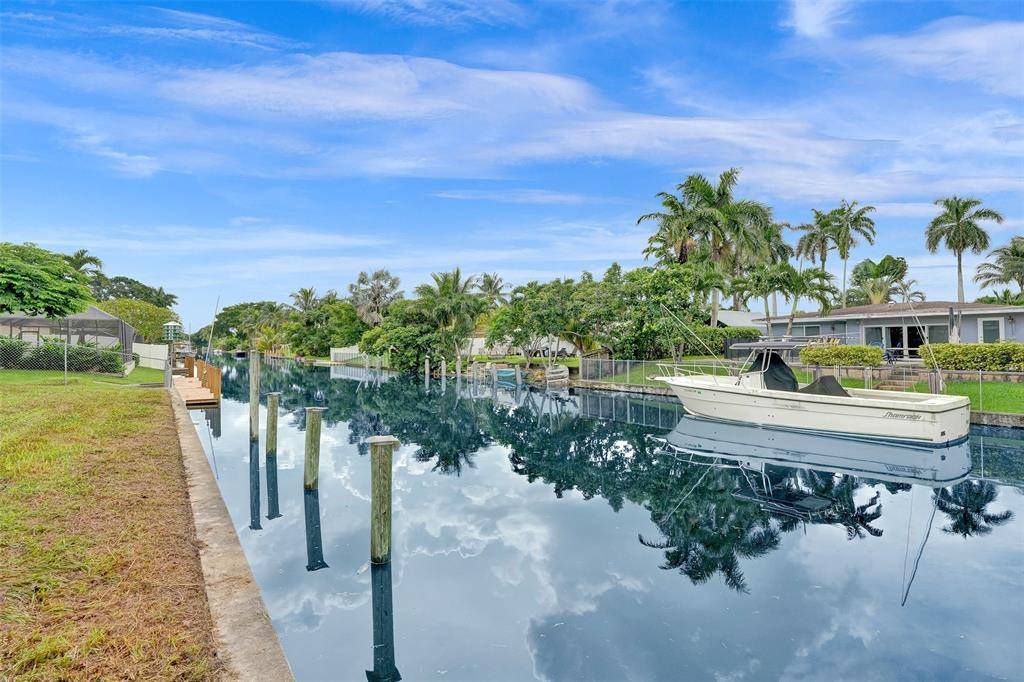 Plantation, FL 33317,5840 SW 14th St