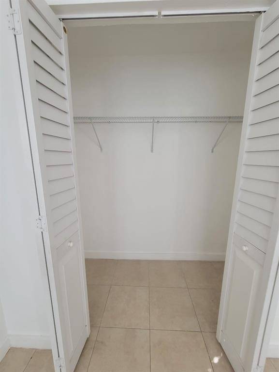 Miami, FL 33125,1853 NW 5th St #2