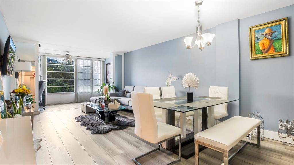 Lauderdale Lakes, FL 33313,3001 NW 48th Ave #442