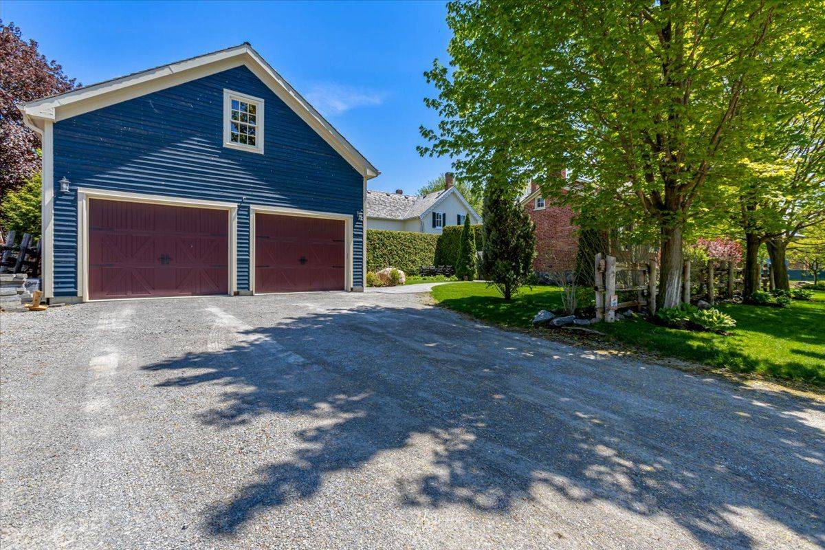 Markham, ON L6E 1A8,14 ALEXANDER HUNTER PL