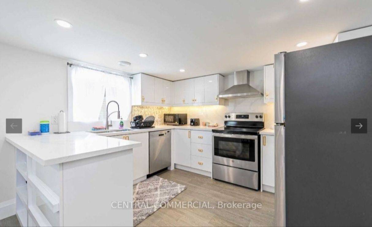 Aurora, ON L4G 1Y5,38 Child DR N #Basement