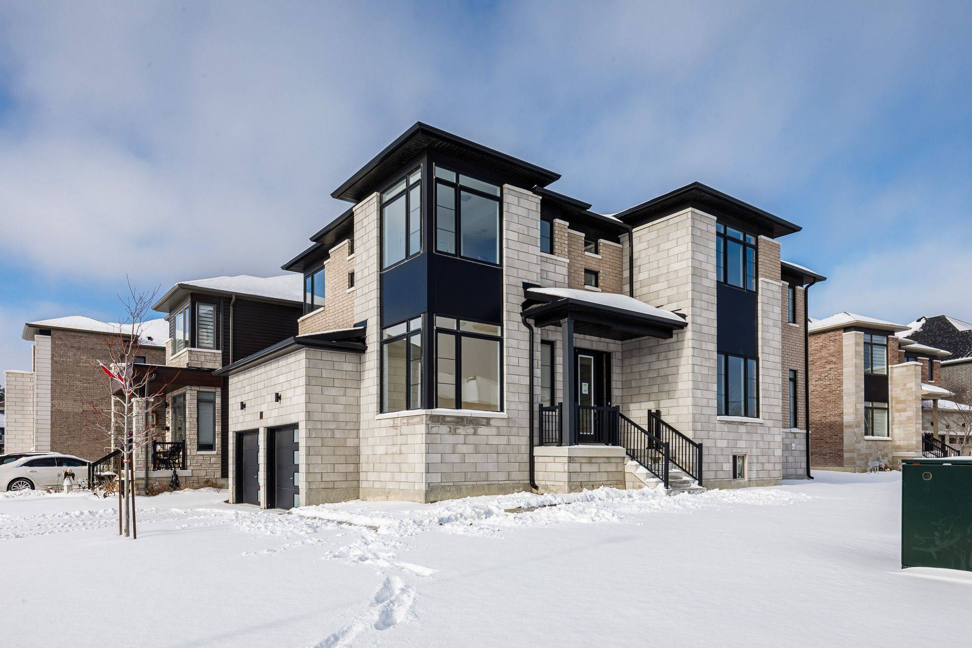 Wasaga Beach, ON L9Z 0N1,187 Roseanne CIR