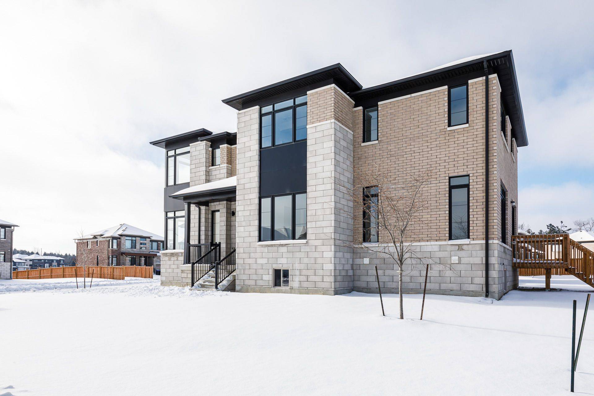 Wasaga Beach, ON L9Z 0N1,187 Roseanne CIR