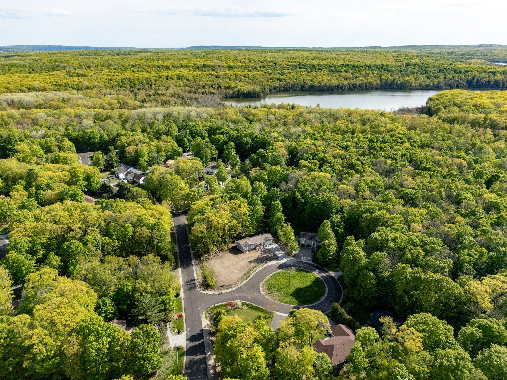 Tiny, ON L9M 0B2,1 ojibway CT