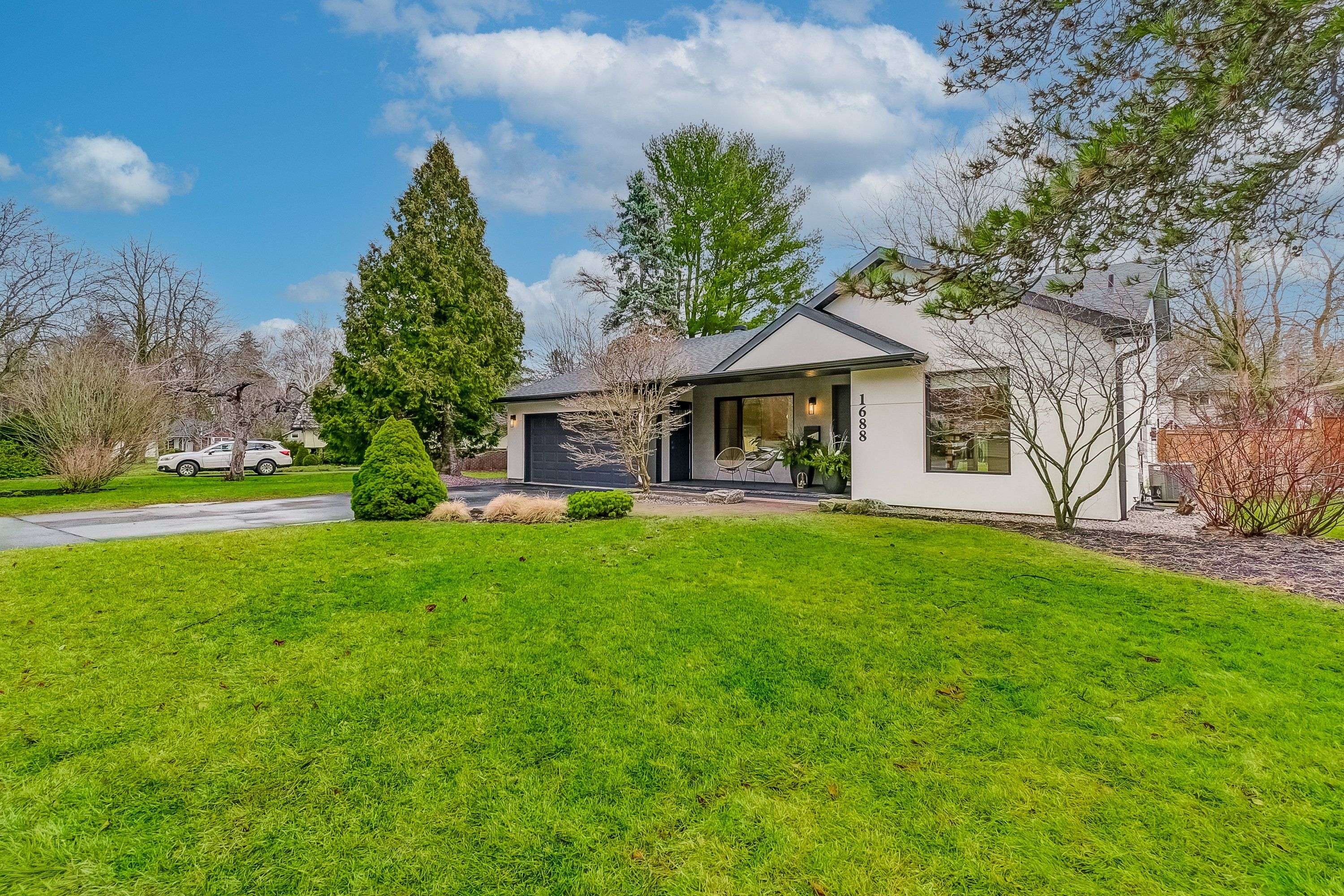 Mississauga, ON L5J 2T4,1688 Missenden CRES