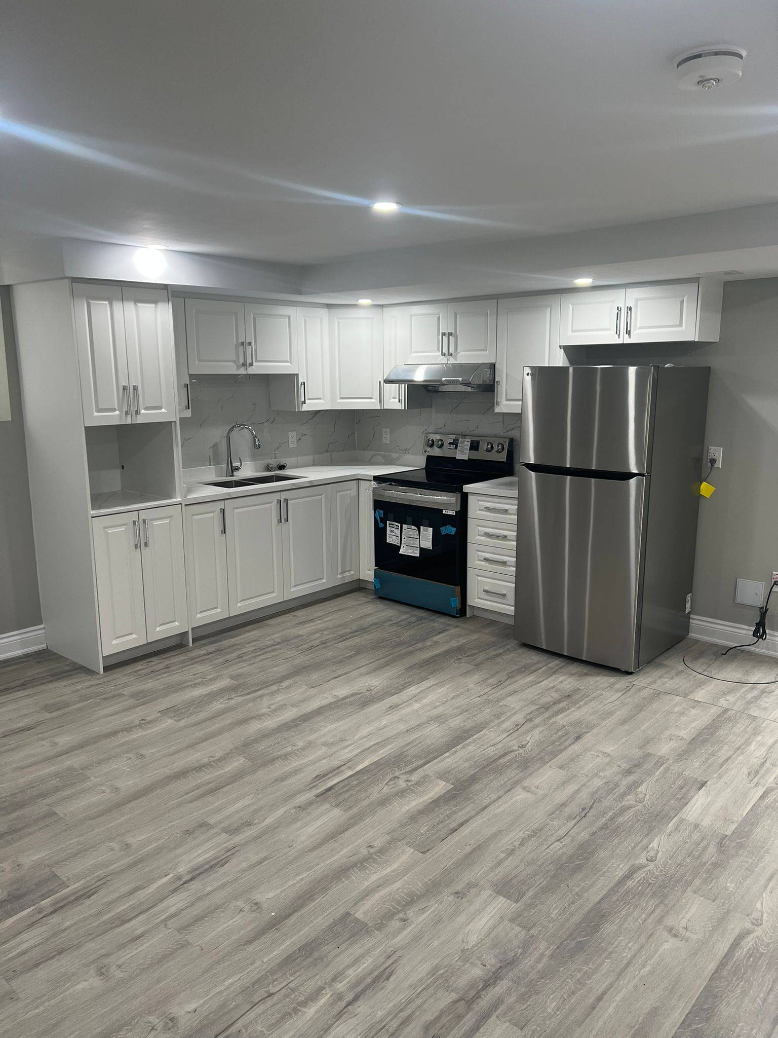 Brampton, ON L6Y 0G4,47 George Robinson Dr DR #Basement