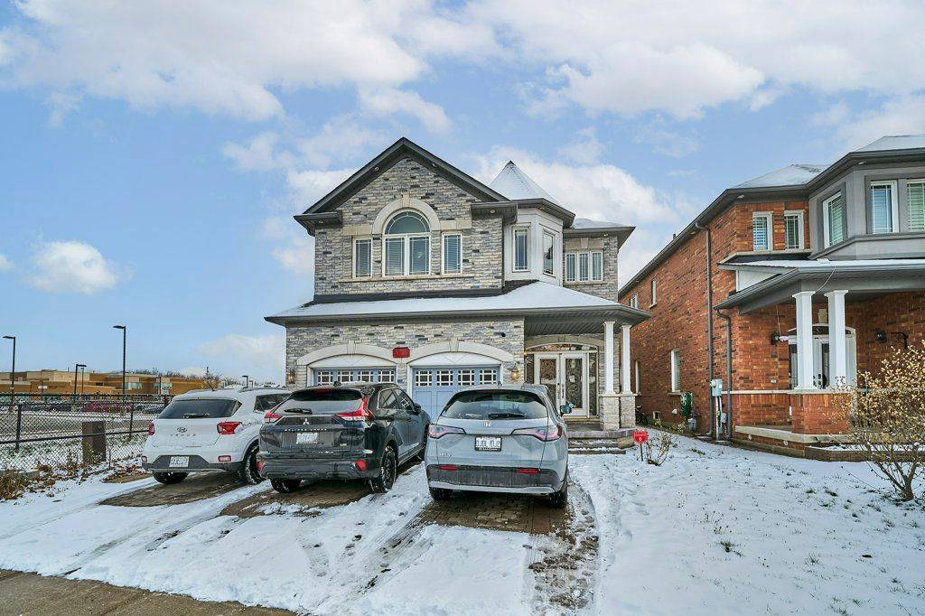 Mississauga, ON L5W 0A3,628 Twain AVE