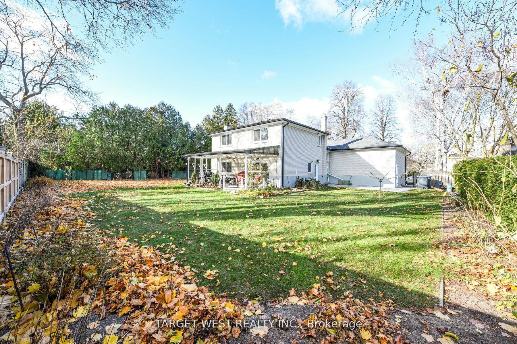 Mississauga, ON L5H 1X4,1443 Saginaw CRES