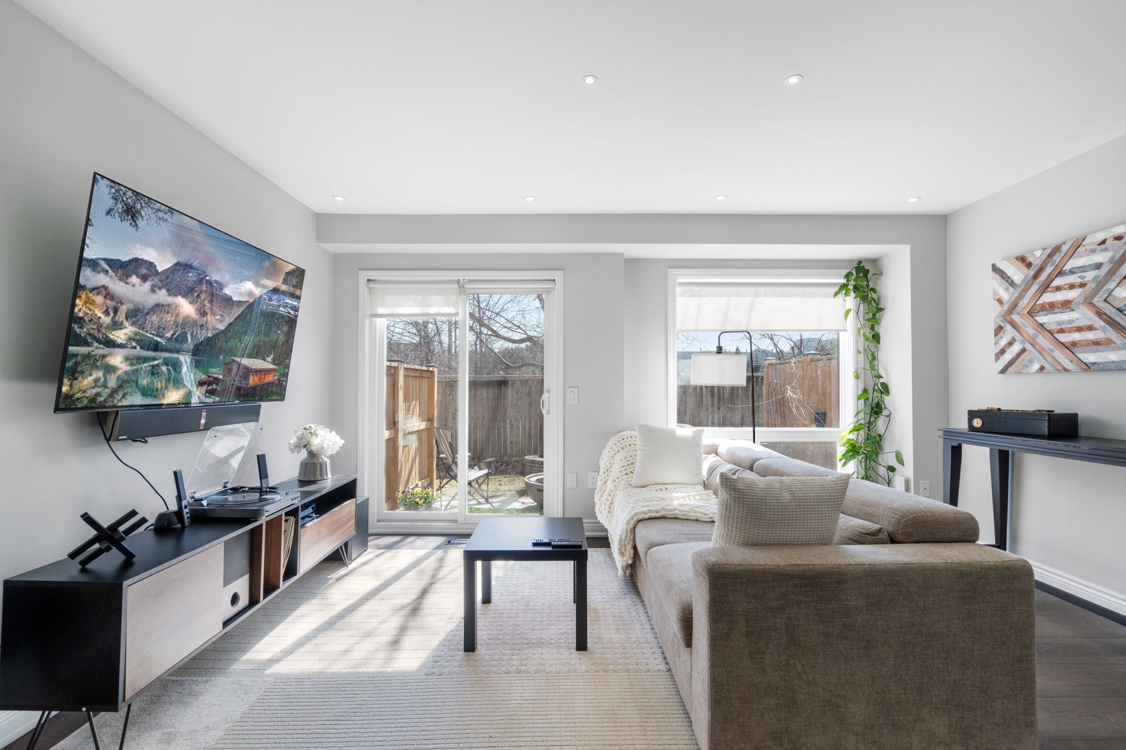 Mississauga, ON L5K 2S7,2088 Leanne BLVD #41