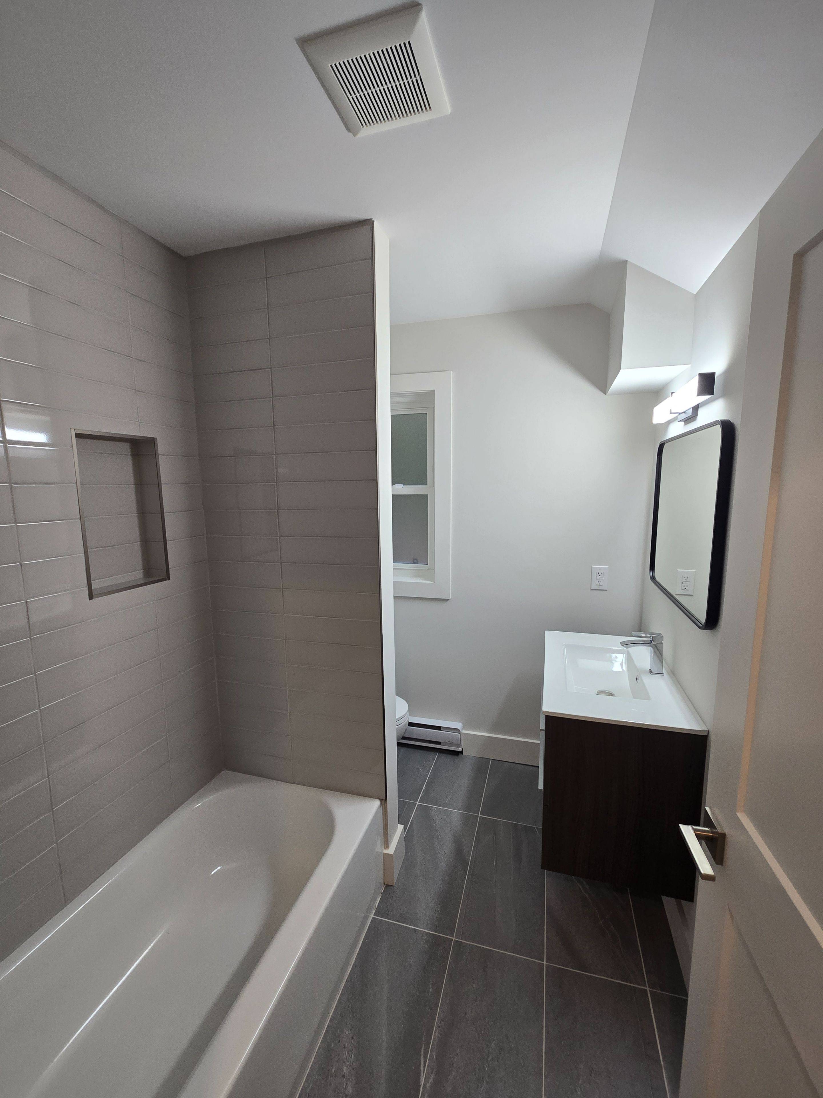 Port Colborne, ON L3K 1V8,397 Welland ST #Upper