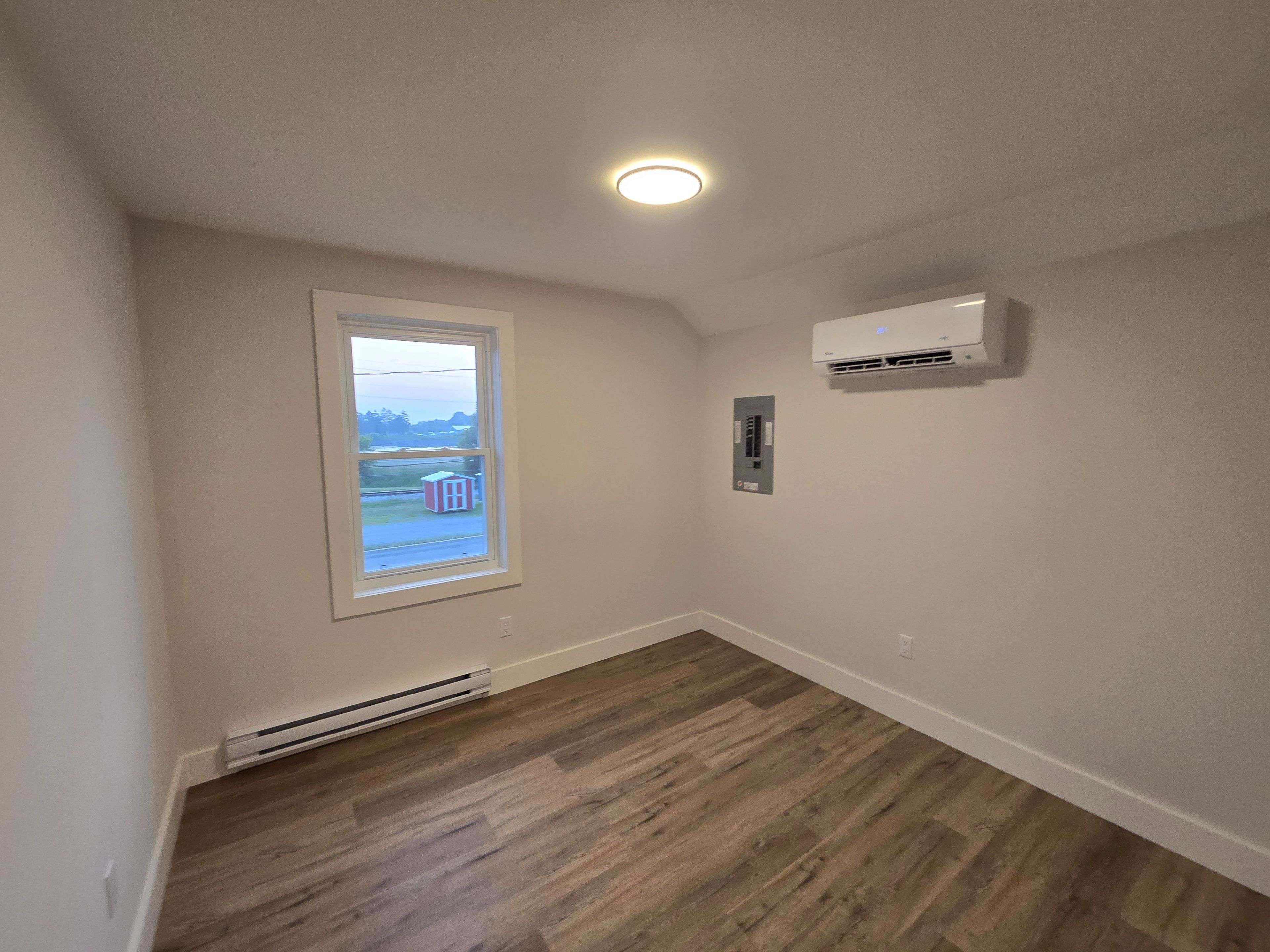 Port Colborne, ON L3K 1V8,397 Welland ST #Upper