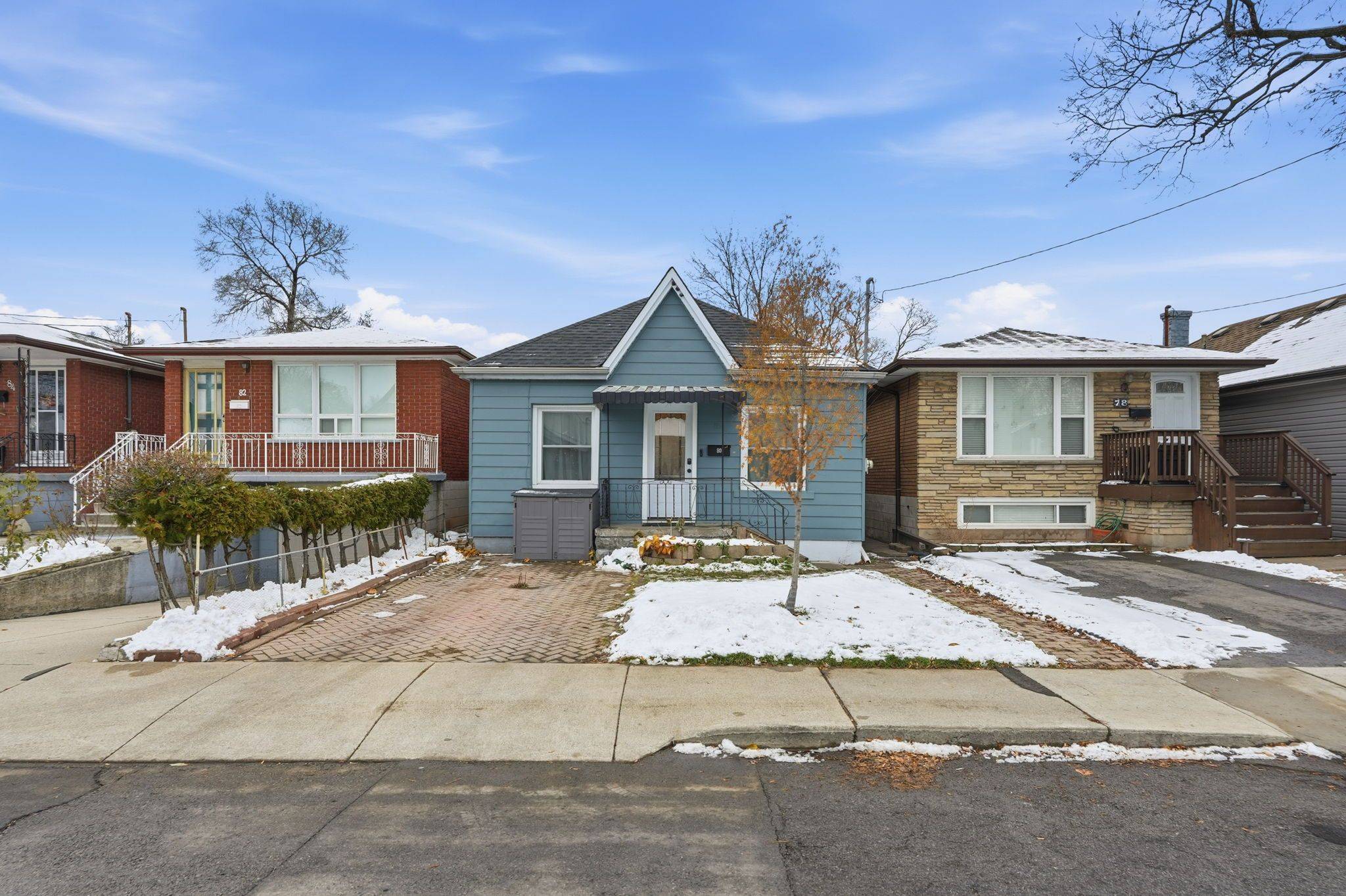 Hamilton, ON L8H 4H6,80 Province ST N