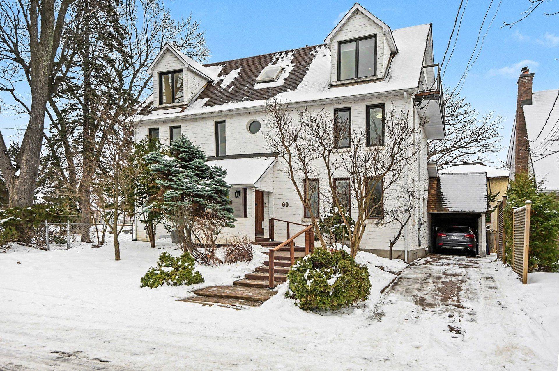 Tunneys Pasture And Ottawa West, ON K1Y 2K1,60 Pontiac ST