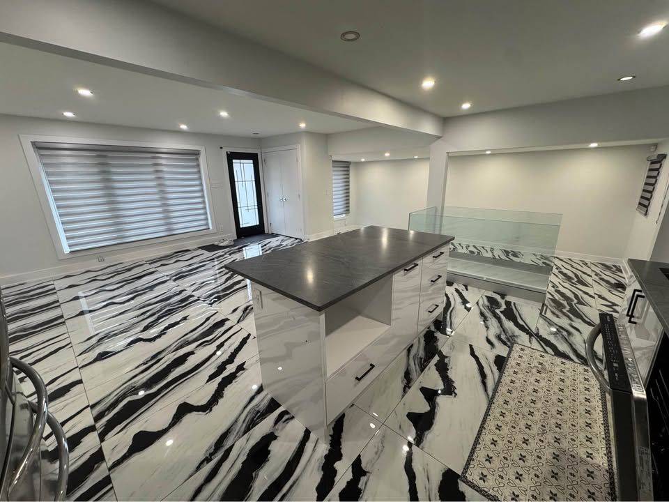 Mooneys Bay - Carleton Heights And Area, ON K2C 0N4,1373 Normandy CRES