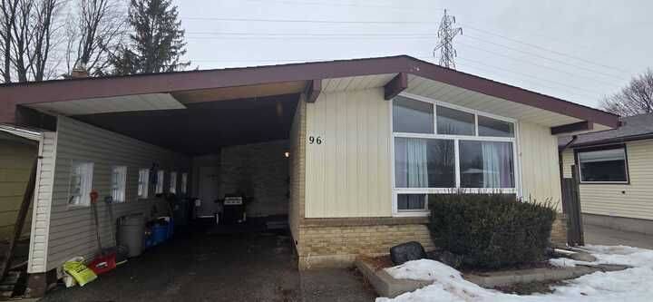 Kitchener, ON N2E 1M9,96 Geneva CRES #B